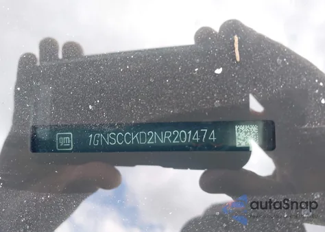 2022 Chevrolet Suburban 2Wd Lt z USA, uszkodzony, nr VIN 1GNSCCKD2NR201474